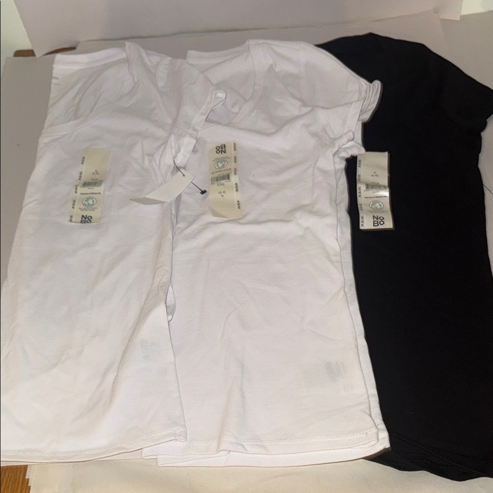 Two White and One Black T-Shirts Set
Sku# 182